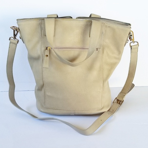 Handbags - Large Tan Purse